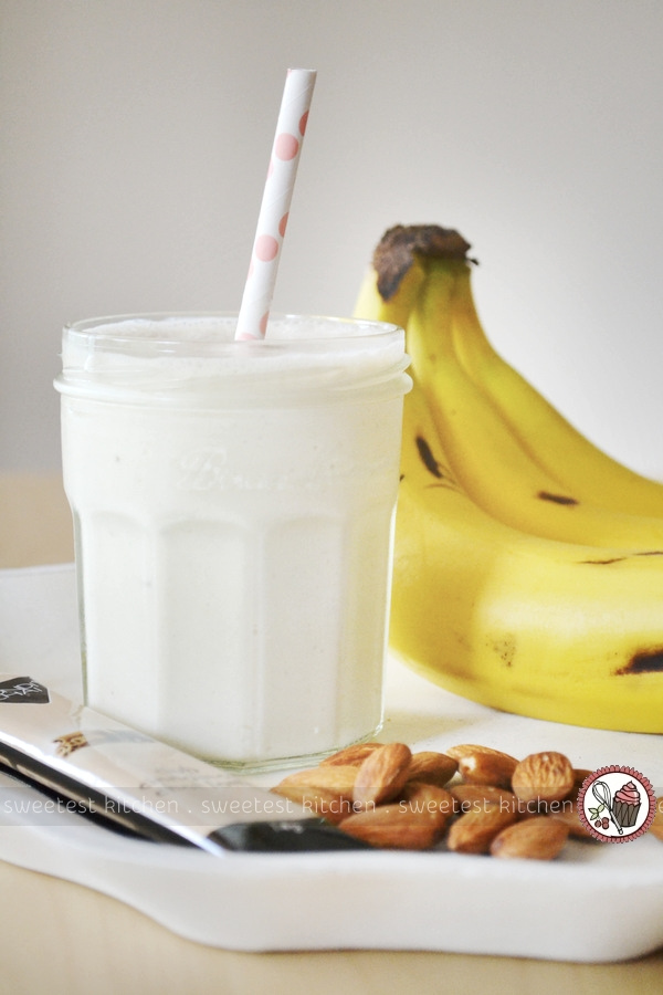 Easy-to-make Banana Chai Smoothie